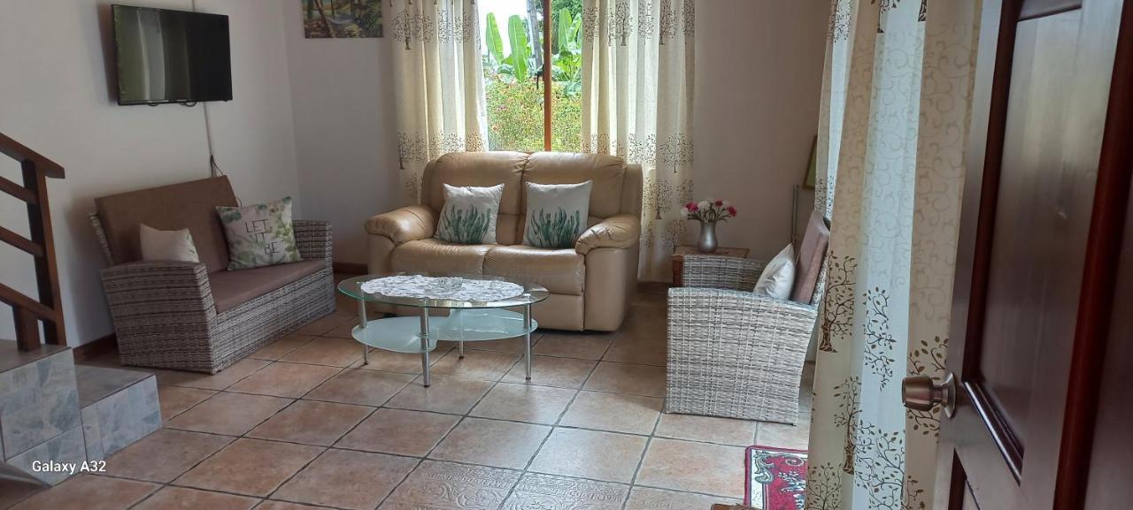 Loversnest Self Catering Anse aux Pins Exterior photo
